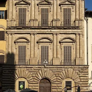 msn-suites-palazzo-uguccioni.it-tuscanyhotel.com/